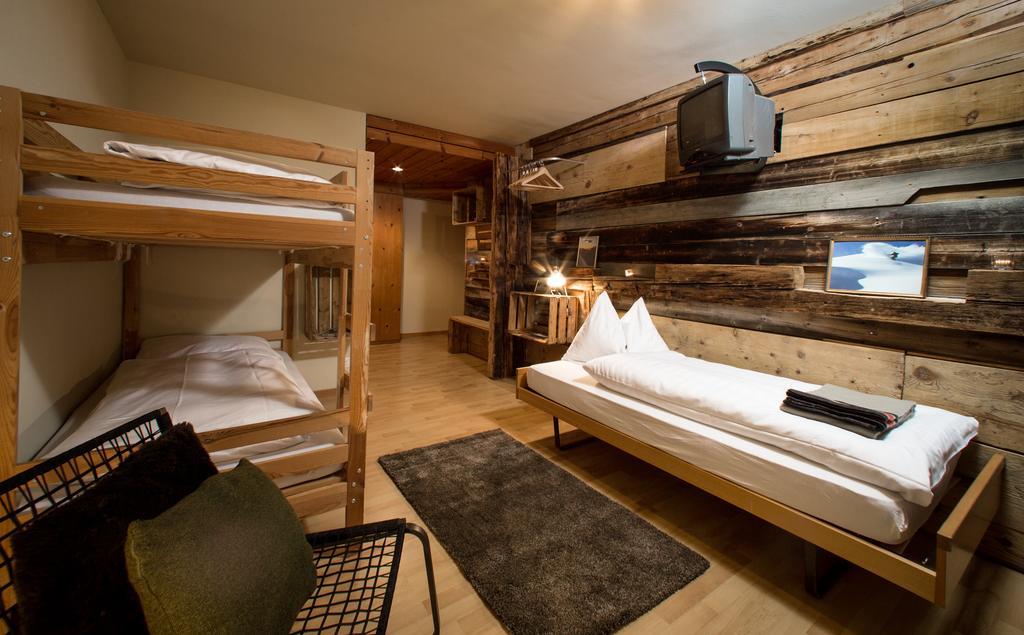Arena Lodge Flims Ruang foto