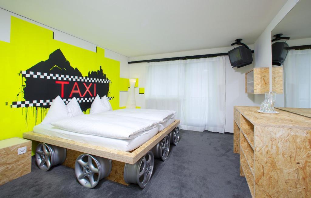 Arena Lodge Flims Ruang foto